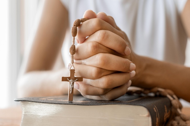 oraciones del rosario completo rezar con fe